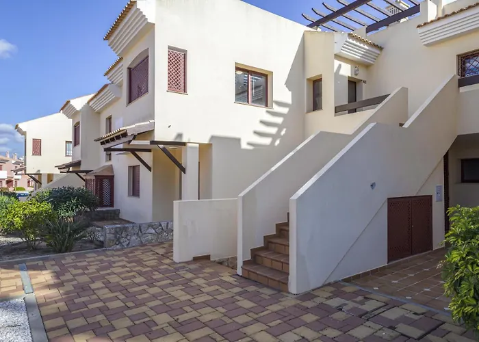 Hopstays - Vilamoura Sol Appartement Quarteira